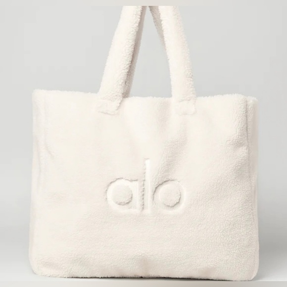 ALO Yoga Handbags - Alo Yoga White Foxy Sherpa Tote Bag